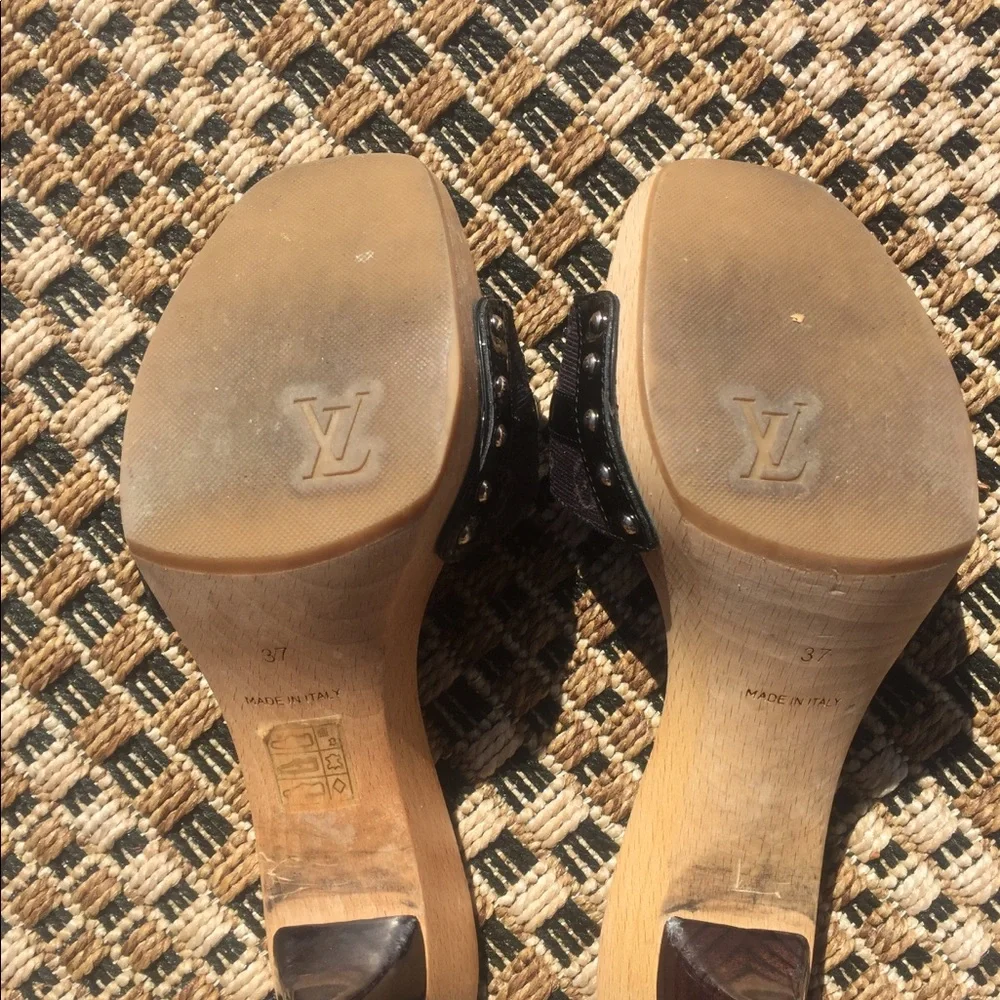 COPY - LOUIE VUITTON heeled sandal NEW CONDITION - Picture 4 of 4